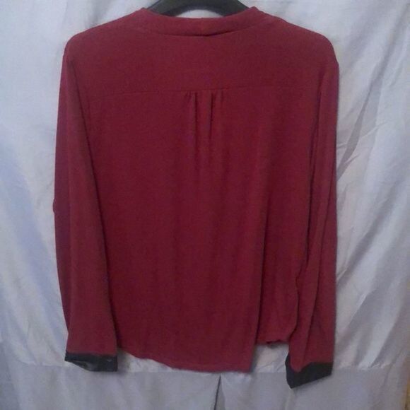 🔥3-$10🔥 Burgundy  long sleeve top - Picture 5 of 8